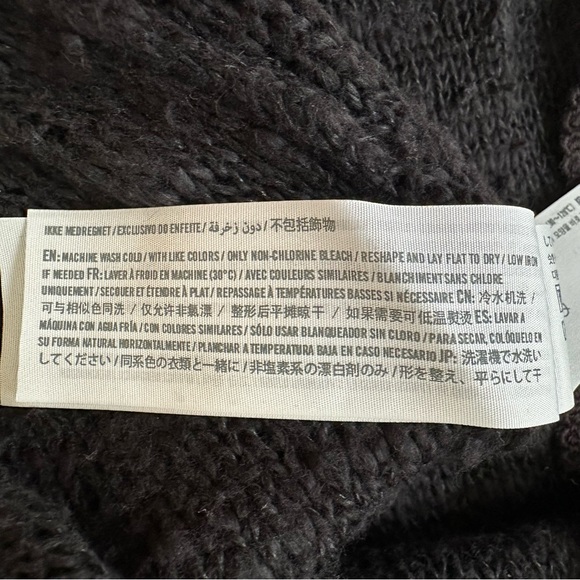 A&F Knit Sweater - Picture 8 of 9